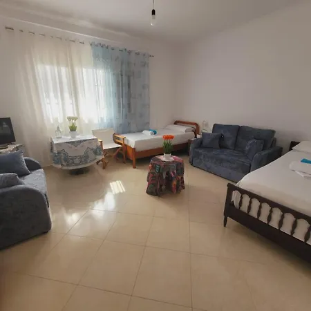 Summer Vibes House * Palasë
